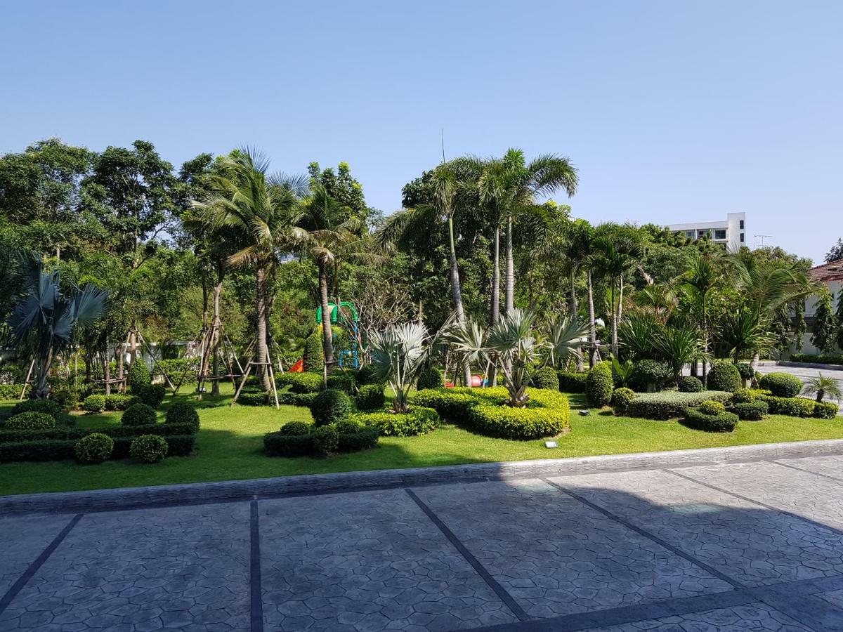 Dusit Grand Condo View Bãi biển Jomtien Ngoại thất bức ảnh